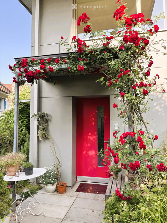 Grosszügige 3.5-Zimmer-Maisonette- Gartenwohnung mit Aussicht in Zürich-Wipkingen 1