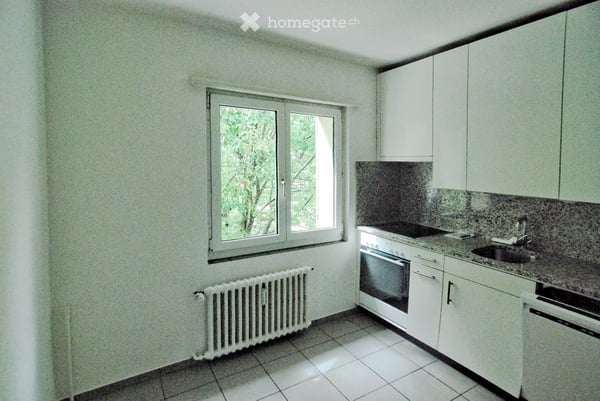 4.5-Zimmer-Wohnung mit hochwertigem Innenausbau, grosszügigem Balkon & eigenem Waschtrockner 7