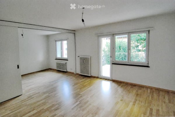 4.5-Zimmer-Wohnung mit hochwertigem Innenausbau, grosszügigem Balkon & eigenem Waschtrockner 3