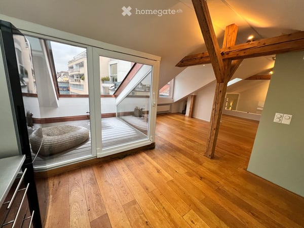 Moderne 1.5-Zimmer-Wohnung mit Balkon und schöner Aussicht in Zürich 8008 4