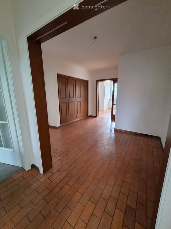 Schöne Wohnung an erhöhter, ruhiger Lage im Kreis 2Wohnung in Zürich 2