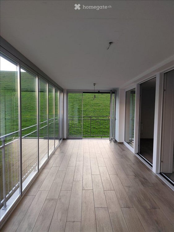 Modernes 3.5-Zimmer-Büro im Rothenring, Luzern 2