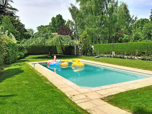Magnifique villa individuelle avec piscine à Thônex Villette 2