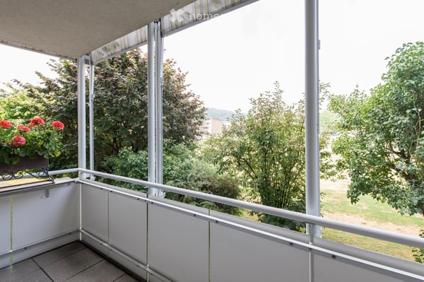 Helle 3-Zimmer-Wohnung mit Balkon und schoener Aussicht in Pratteln 2