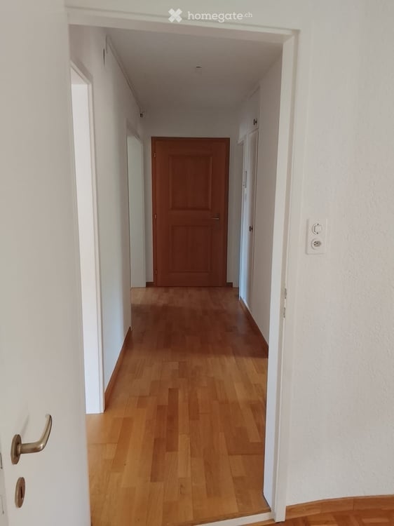 3-Zimmer-Wohnung mit Balkon in Kloten 8