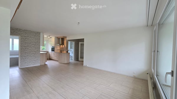 3,5 bis 4-Zimmer-Wohnung an ruhiger Lage am Geissberg / Einzel-Garage 2