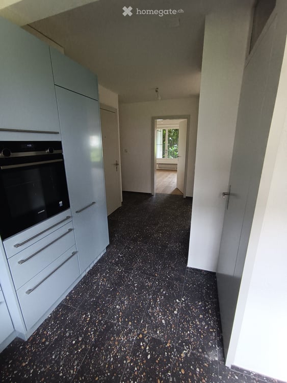 Frisch renovierte 4.5-Zimmer-Gartenwohnung in Zollikon – sofort verfügbar 9