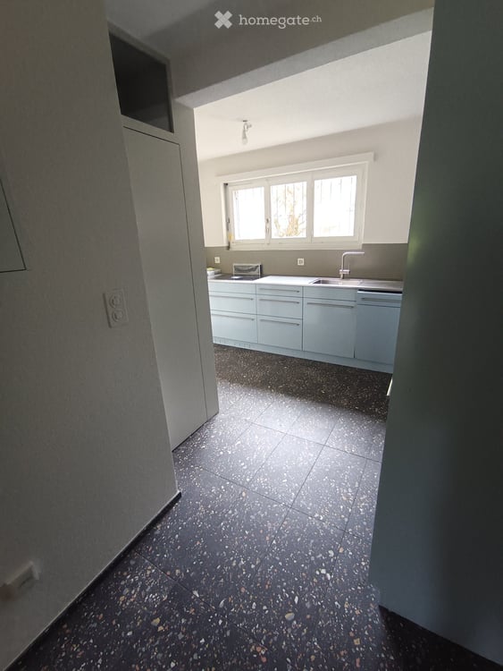 Frisch renovierte 4.5-Zimmer-Gartenwohnung in Zollikon – sofort verfügbar 10