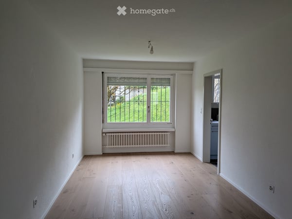 Frisch renovierte 4.5-Zimmer-Gartenwohnung in Zollikon – sofort verfügbar 24