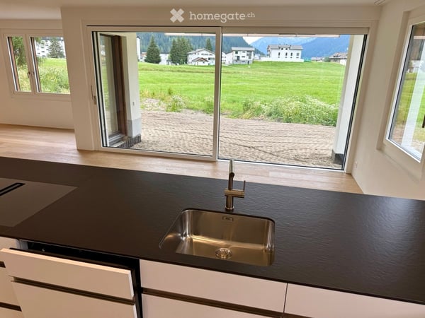 Exklusive 4.5 Zimmer Neubau-Erstwohnung 128m2 im Erdgeschoss, Erstbezug