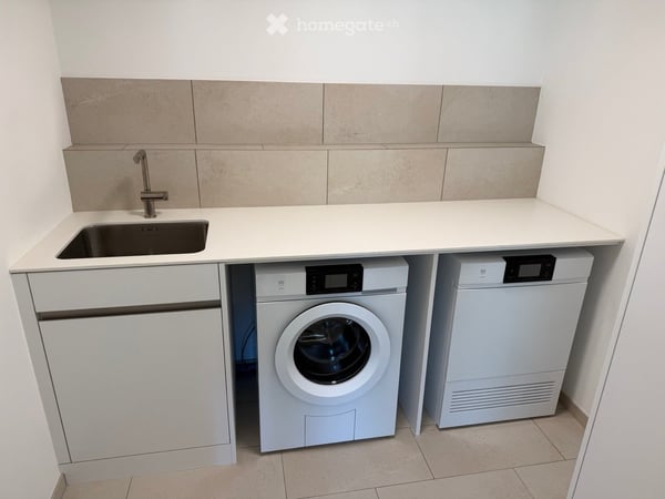 Exklusive 4.5 Zimmer Neubau-Erstwohnung 128m2 im Erdgeschoss, Erstbezug 12