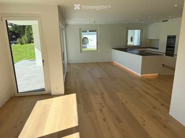 Exklusive 4.5 Zimmer Neubau-Erstwohnung 128m2 im Erdgeschoss, Erstbezug 3