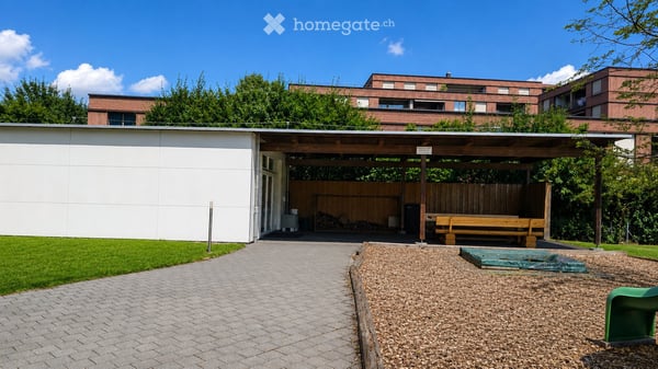 exklusive 3.5-Zimmer-Gartenwohnung 13
