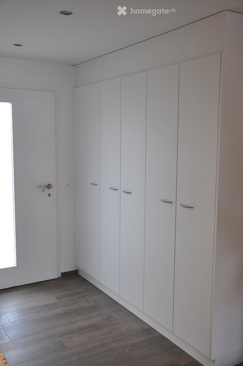 Erstklassige, topmoderne 2,5-Zimmer Wohnung mit sonniger Gartenterrasse 4