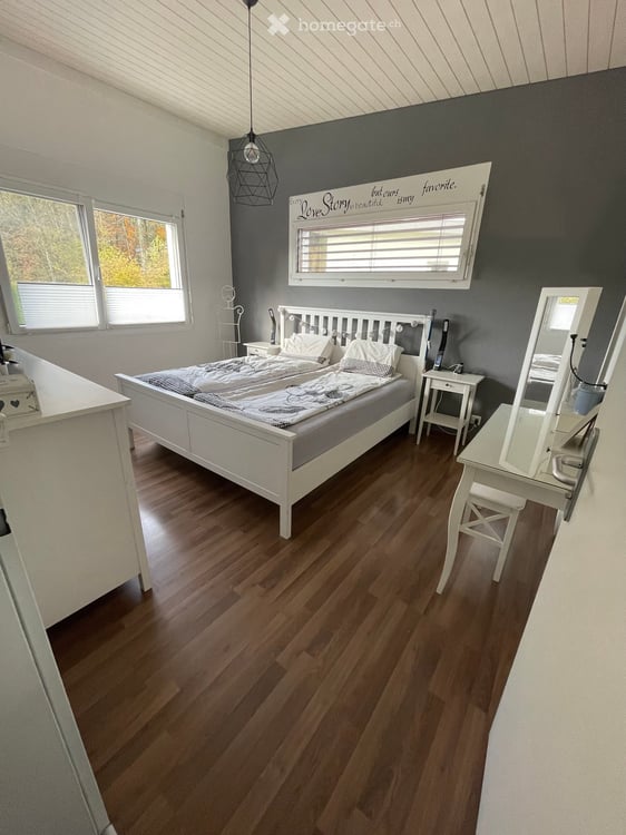Modernes 1 1/2 Einfamilienhaus mit Pool, Sauna & Heimfitnessstudio 3