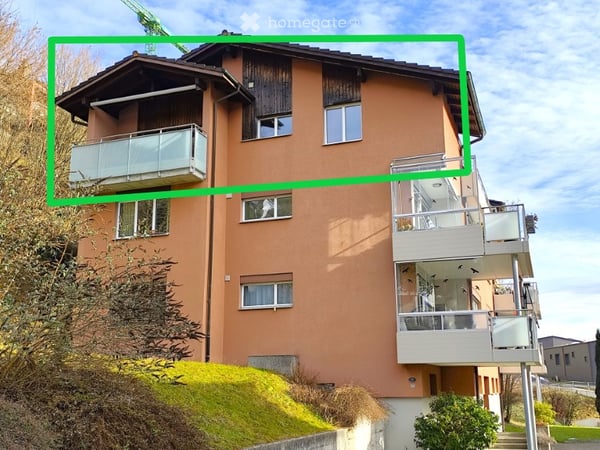 Charmante Dachwohnung mit Weitsicht ins Grüne 13