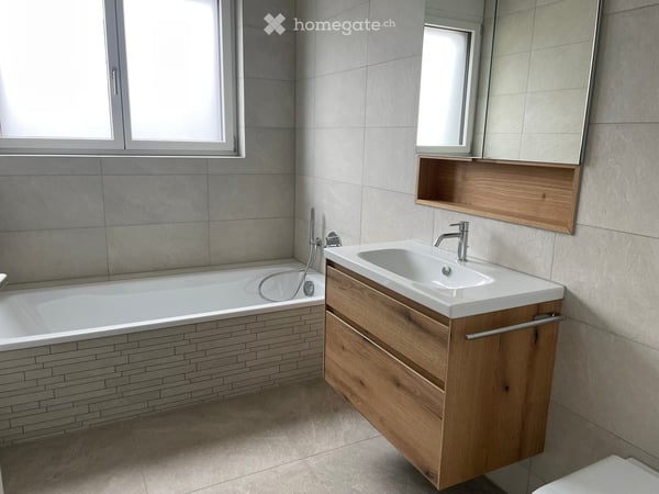 Moderne 3.5-Zimmer-Dachwohnung im Neubau in Hausen am Albis 3