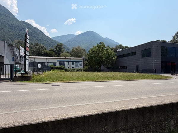 Terreno industriale edificabile J2 – 1'047 m² – Posizione strategica a Castione 6