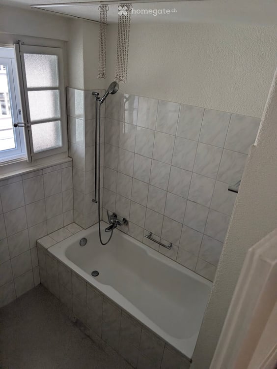 Schöne 4.5 Zimmer Wohnung im Herzen von Höngg 9