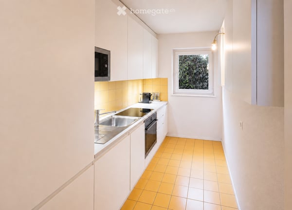 Porza Via Tesserete – 3.5 locali panoramico all’ultimo piano con terrazza, piscina e area wellness 16