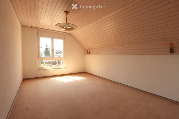 Charmantes 6-Zimmer-Einfamilienhaus in Gurmels – Sofort verfügbar! 11