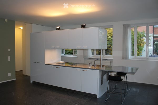 Grosszügige Stadtwohnung im Grünen 2