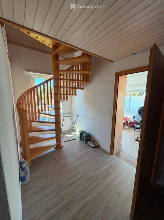 Helle 4.5-Zimmer-Wohnung mit Balkon in Birmenstorf AG 3