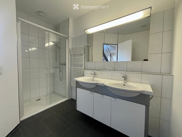 5.5-Zimmer-Maisonette-Attikawohnung im steuergünstigen Baar 6