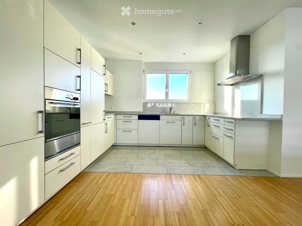 5.5-Zimmer-Maisonette-Attikawohnung im steuergünstigen Baar 2