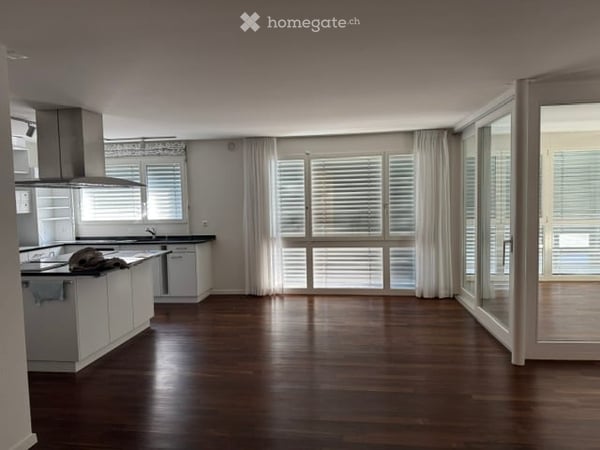 4.5-Room Apartment (+ 2 Rooms Downstairs) with big Garden in Zumikon – Available August 2026 5