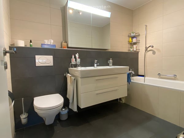 Helle 4.5-Zimmer-Wohnung mit Bergblick in Trimmis 3