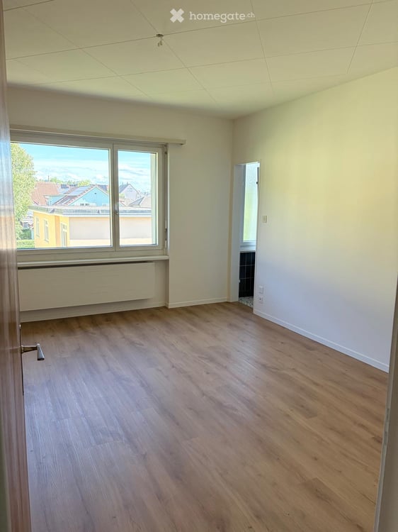 Helle 4.5-Zimmer-Wohnung mit Balkon in Bülach 5