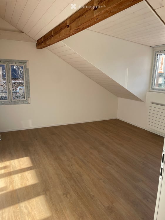 Charmante 4.5-Zimmer-Maisonette-Wohnung in historischem Gebäude 5