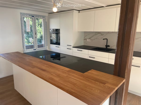 Charmante 6.5-Zimmer-Maisonette-Wohnung in historischem Gebäude 11