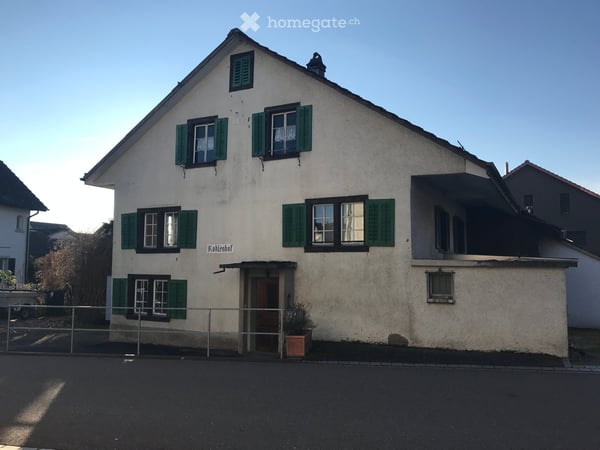 Sehr altes Bauernhaus in Dürnten