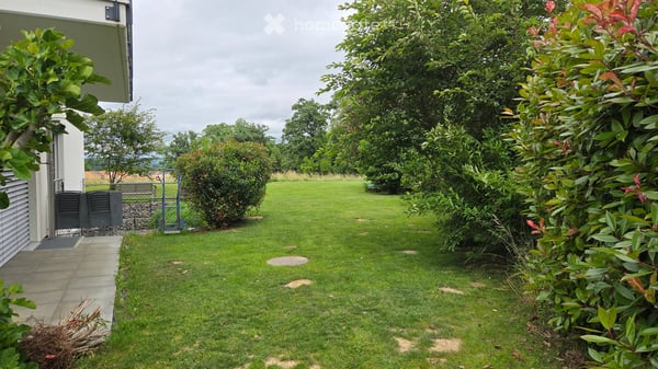 Wohnung mit Hobbyraum und grossem Garten in Schönenbuch 6