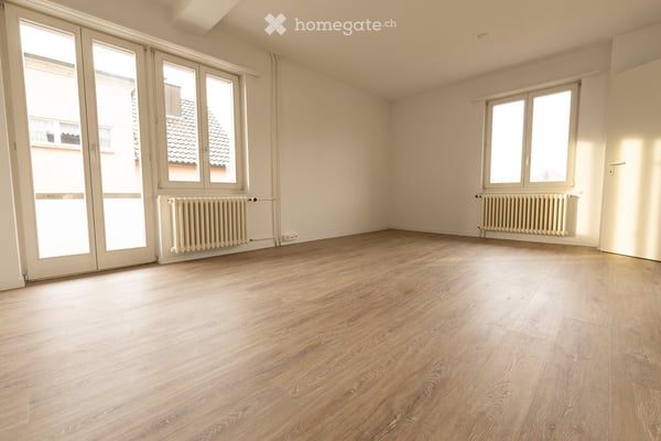 Schmuckstück im Villenquartier - 4 Zimmerwohnung (1. OG) 3