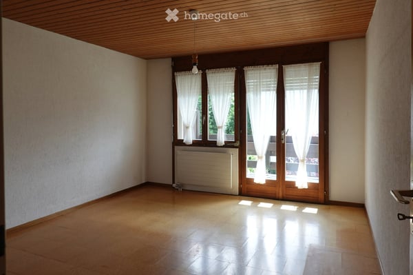 5.5-Zimmer-Reiheneckhaus in familienfreundlicher, zentraler Wohnzone 8