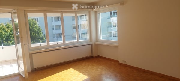 In Familienquartier 4 1/2 Zimmer Wohnung 9