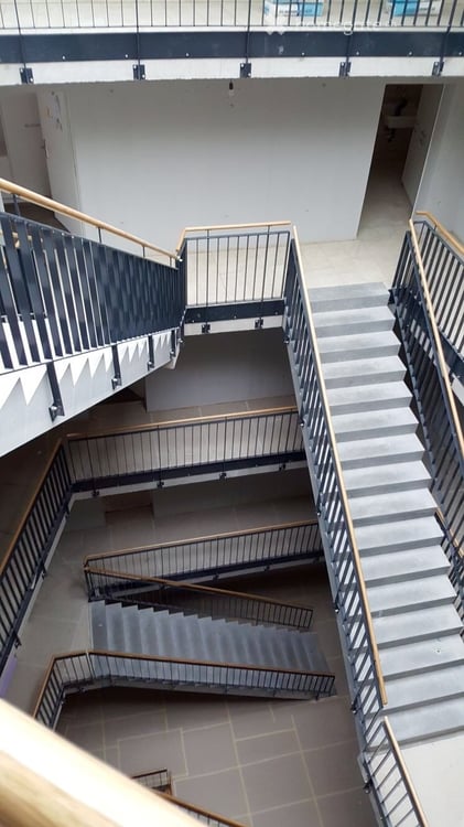 Moderne 3.5-Zimmer-Wohnung mit Balkon in Fahrweid 6