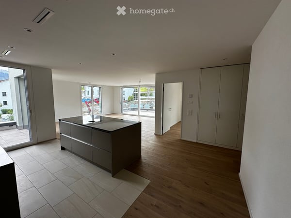Hochwertige 3.5-Zimmer-Attikawohnung in Tuggen 2
