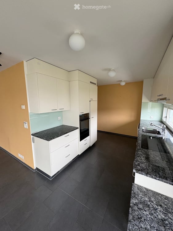 Helle Parterre Wohnung in Dielsdorf 3