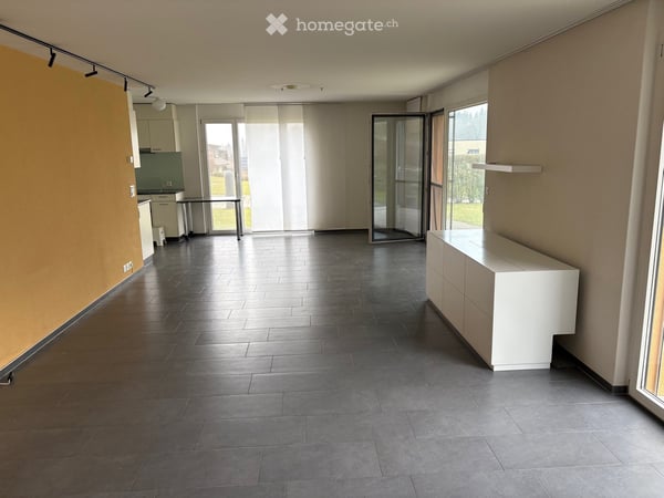 Helle Parterre Wohnung in Dielsdorf