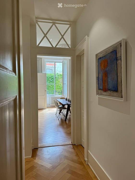 Beautiful period apartment in the heart of Old Town 2
