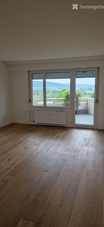 Helle 4-Zimmer-Wohnung mit Balkon und Ausblick in Adlikon bei Regensdorf 7
