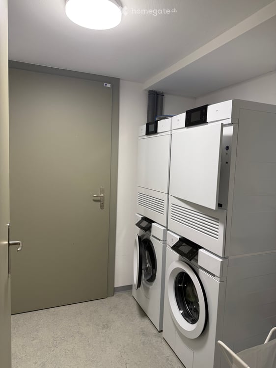 Moderne 1.5-Zimmer-Wohnung mit Balkon und schöner Aussicht in Mettmenstetten 12