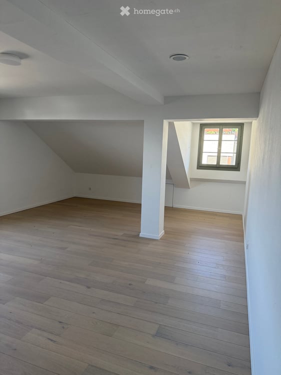 Moderne 1.5-Zimmer-Wohnung mit Balkon und schöner Aussicht in Mettmenstetten 5