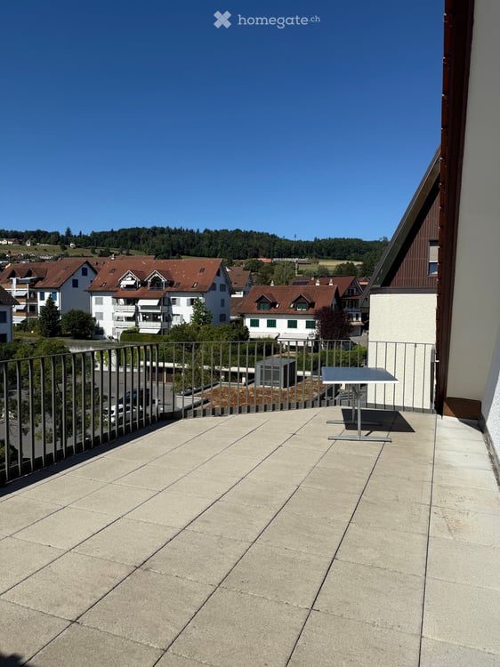 Moderne 1.5-Zimmer-Wohnung mit Balkon und schöner Aussicht in Mettmenstetten 9