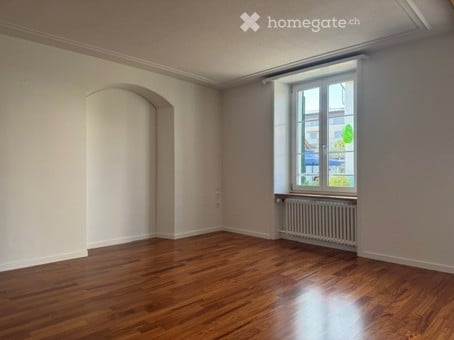 Geräumige 8.5-Zimmer-Maisonette-Wohnung in Wetzikon – ab sofort verfügbar! 2