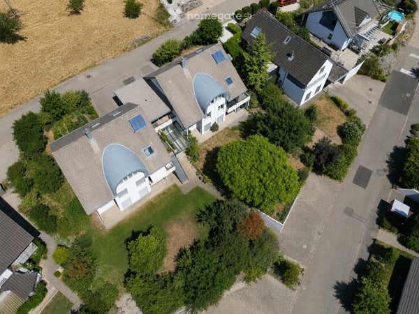 Grosszügiges 6.5-Zimmer-Einfamilienhaus an ruhiger Lage in Niederdorf 24